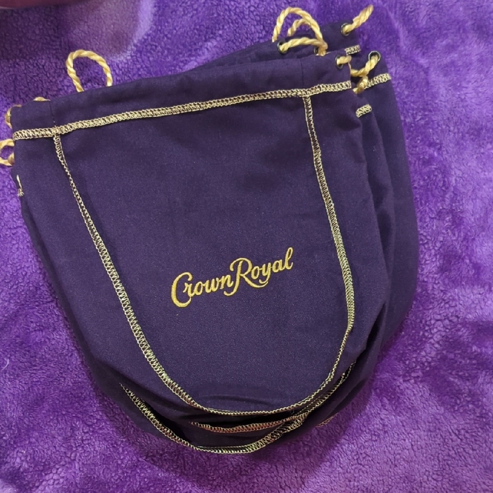 8 Purple Drawstring Bags